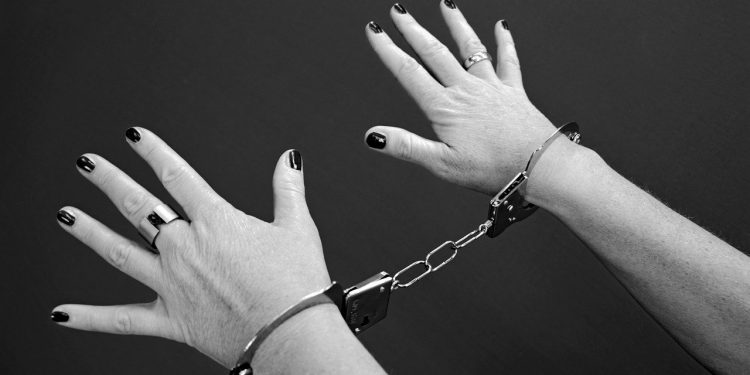 Κακούργημα και πάλι η αιμομιξία – Προαναγγελία αυστηροποίησης ποινών για τα «σεξουαλικά εγκλήματα» μεταξύ συγγενών