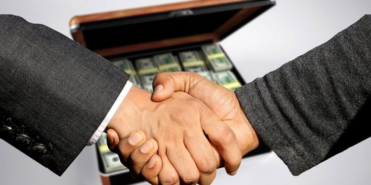 Ένωση Ελλήνων Ποινικολόγων: Παρατηρήσεις και ενστάσεις για το νέο νόμο σχετικά με το ξέπλυμα μαύρου χρήματος