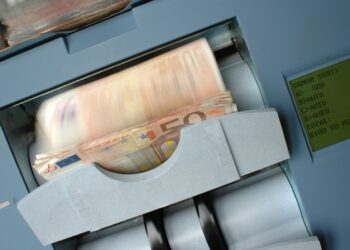 Διευθύνων Σύμβουλος της Τράπεζας Πειραιώς για τον φορολογικό χειρισμό του αναβαλλόμενου φόρου
