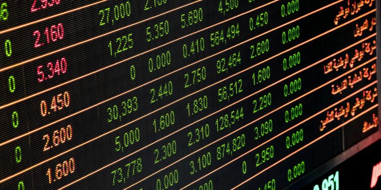 Fitch Ratings: Δραματική μείωση των κόκκινων δανείων στο τέλος του 2022 για την Ελλάδα